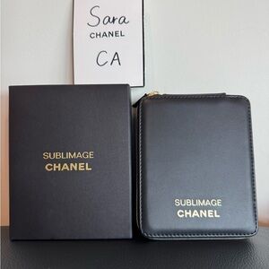 💕Chanel Sublimage Cosmetic Leather Zipper Case